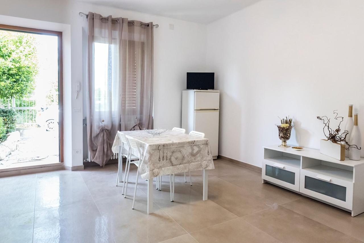 A30 - Poggio, Nuovo Bilocale Con Giardino Apartment Poggio  Exterior foto